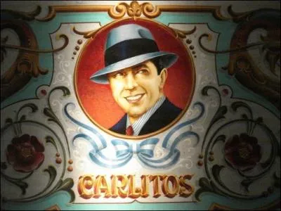 Français ? Argentin ? Uruguayen ? Nous n'en aurons jamais la certitude mais il est certain qu'avec son "Mi Buenos Aires querido" il éveille le mal du pays chez ceux qui sont loin de la patrie, c'est...