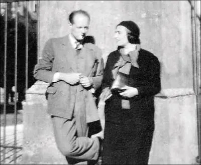 Amie de nombreux intellectuels du XIXe (Tagore, Caillois... ), et fondatrice de la revue littéraire "Sur", Victoria Ocampo aurait dit "Tu es Pierre et sur cette pierre je ne bâtirai pas mon église" à...