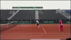  New York, l'Australie remporta la Coupe Davis face  les USA par 4 sets  1.