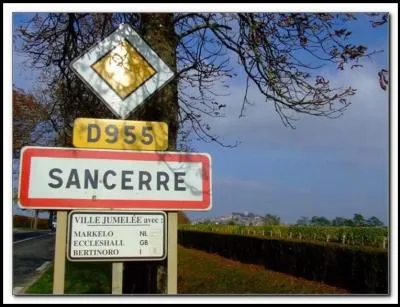 Cette ville se trouve dans un dpartement qui ne comprend pas de ... .