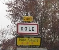 Cette ville se trouve dans un dpartement qui ne comprend pas de ... .
