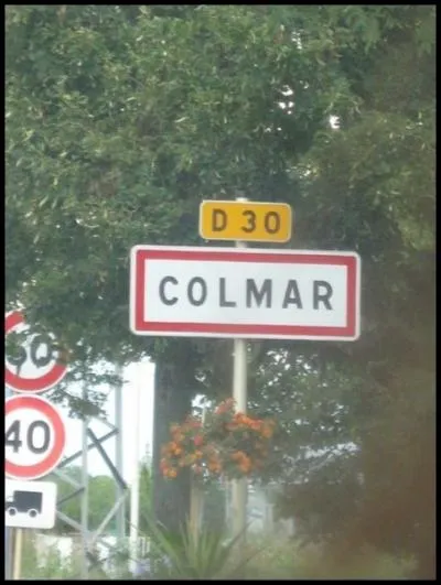 Cette ville se trouve dans un dpartement qui ne comprend pas de ... .