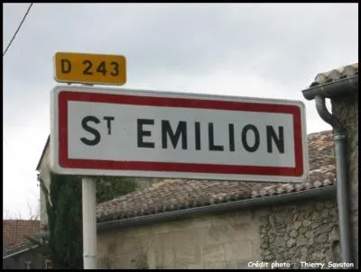 Cette ville se trouve dans un dpartement qui ne comprend pas de ... .