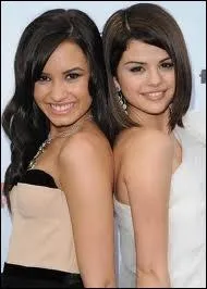 Elles sont BFF (best friends forever).