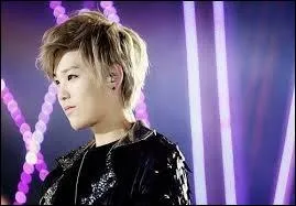 De quoi est charg Zelo au dortoir ?