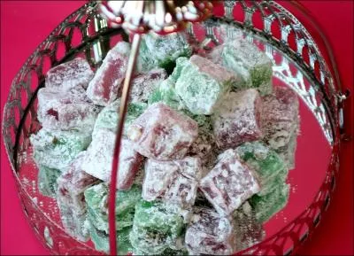 Quel serait en franais le nom de la dlicieuse confiserie orientale rahat-loukoum ?