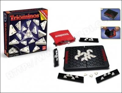 Il faut taler les  pices  points cachs sur la table et distribuer le mme nombre de  pices   chaque joueur. Le premier pose son nombre le plus fort. Son voisin continue avec le mme nombre en plaant sa pice  l'une des extrmits et ainsi de suite.