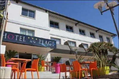 L'une des muses de Luc Besson qui a commenc sa carrire dans un film rotique allemand avant de donner la rplique  Alain Delon et  Lonardo di Caprio :