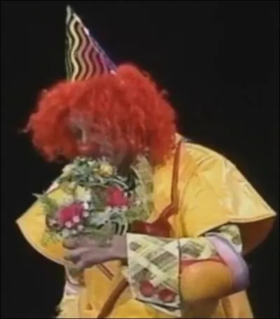 Qui est ce personnage rigolo ?