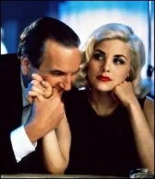 Dans ce film, Danny Aiello incarne l'homme qui a assassin Lee Harvey Oswald. Quel est son nom de famille ? (C'est aussi le titre du film).