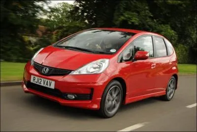 Et Honda, constructeur connu aussi bien pour ses automobiles (Jazz, Civic, CR-V, Accord, etc) que pour ses motos ?