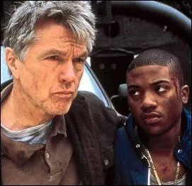 Par quoi a t ravag New York dans le tlfilm  Aftershock  ?