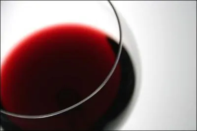 On fait une petite balade au dpartement du Lot. Quel est son chef-lieu (et l'alcool s'en mle) ?