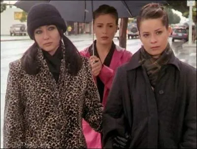  Examen de conscience  : Comment s'appelle l'amie morte de Phoebe ?