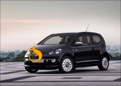 Quelle marque assemble ce vhicule, qui marche particulirement bien au Danemark, aux Pays-Bas, en Allemagne et au Japon ?