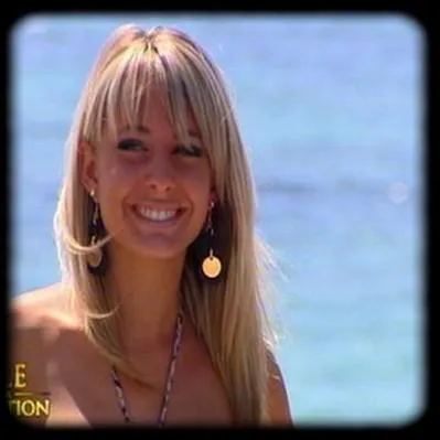 A quel garçon cette tentatrice a-t-elle offert un bracelet dans le premier épisode ? (Carla)