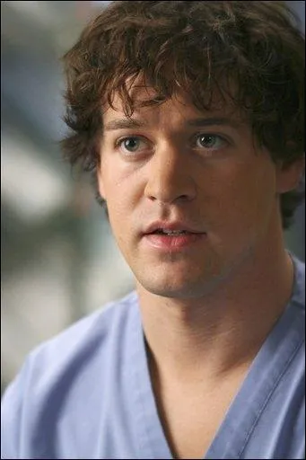 Avec qui George se marie-t-il ?