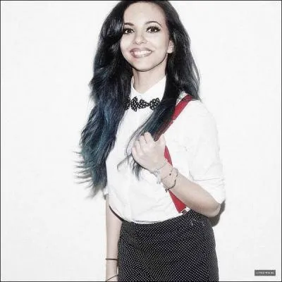 Pour Jade Thilwall, X Factor 2011 tait sa 4 e audition .