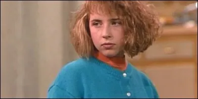 Qui incarne Becky Conner dans "Roseanne" ?