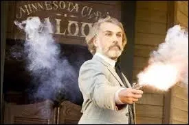 A ce moment qui tue-t-il ?