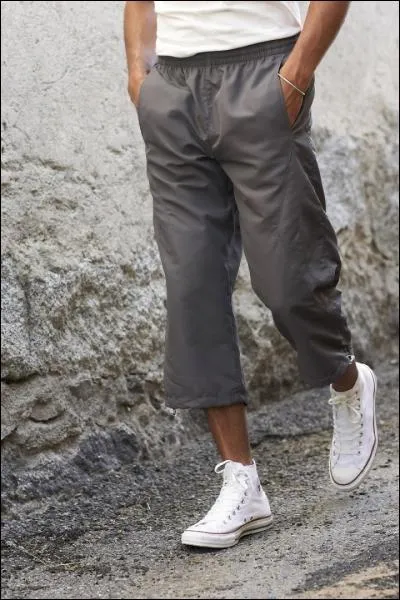 Comment s'appelle ce vtement plutt d't ?