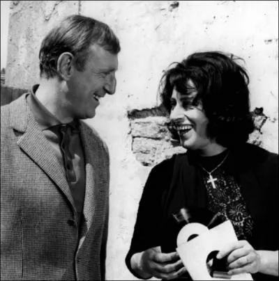 Dans  Le magot de Josefa , quelle actrice italienne donnait la rplique  notre comique franais ?