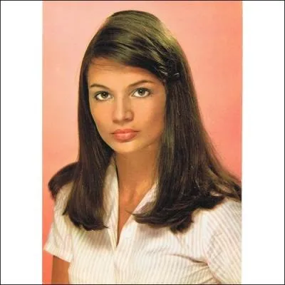 Madame Delaroche est une clbre et jolie actrice. Quel est son prnom ?