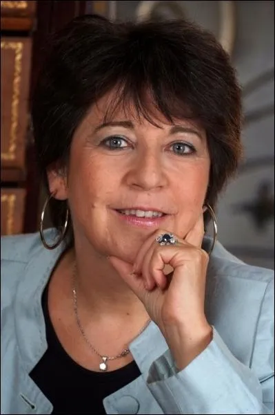 Madame Lepage est une clbre femme politique. Quel est son prnom ?