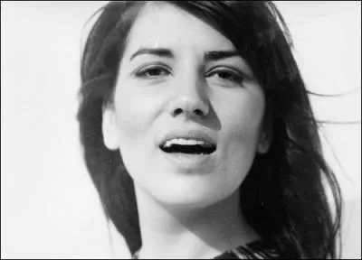 Comment se prnomme Madame Ribeiro, chanteuse de talent ?