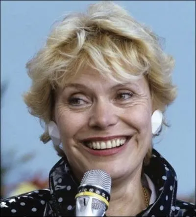 Une   Garnier   sans palais qui frquentait les arnes... . .