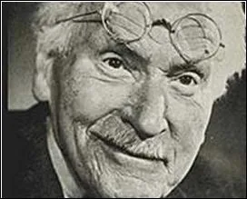 Comment se nomme ce psychanalyste clbre qui s'est intress aux tarots et a tent d'en donner des explications par la thorie de l'inconscient collectif ?