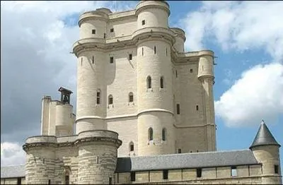 Dans quel domaine s'est fait connatre Franck Nivard ?