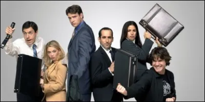 Qui est l'acteur principal de la série "Adam Sullivan" ?