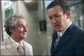 Quelle actrice incarne l'pouse de Dany Boon dans le film  La maison du bonheur  ?