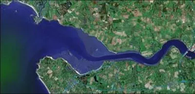 Quel est le nom de l'tendue d'eau qui termine un fleuve en s'largissant ?
