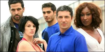 Dans quel département français se déroule la série "Action spéciale douanes" ?