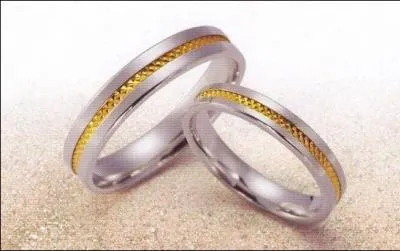 Comment s'appellent les anneaux changs par les jeunes maris ?