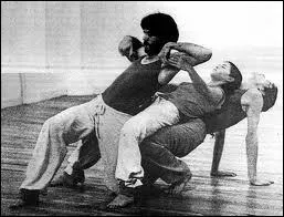 Quel est le nom de cette danse ?