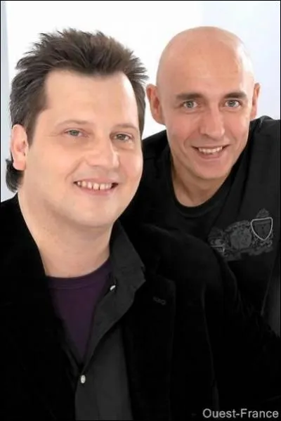 Quel groupe chante  Nuit de Folie  ?