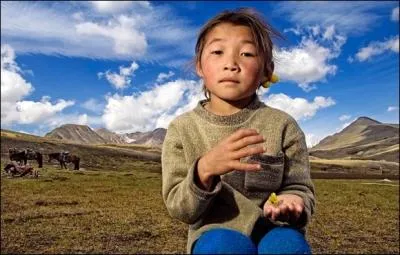 Le pays des steppes, cosmodrome, 1er producteur d'uranium, islamisation au Ixime sicle.