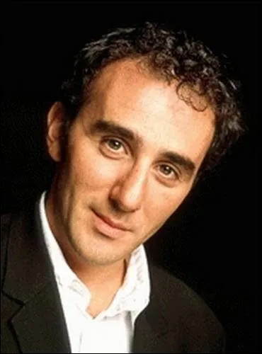 Quelle est la bonne orthographe du nom de cet humoriste ?