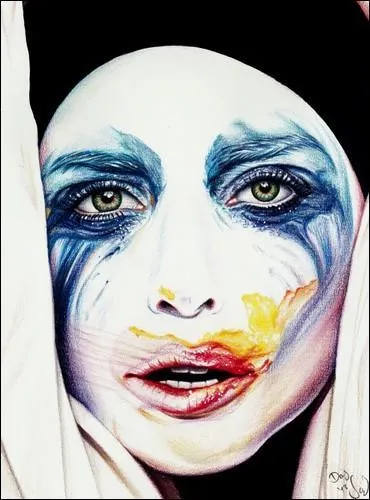 En 2013, Lady Gaga subit une baisse exponentielle de la vente de ses singles. Ainsi, Katy Perry lui est carrment pass devant avec son single Roar qui s'est deux fois plus vendu que :