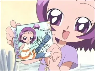 Comment s'appelle l'amie de Dormi et que fait-elle dans la vie ?