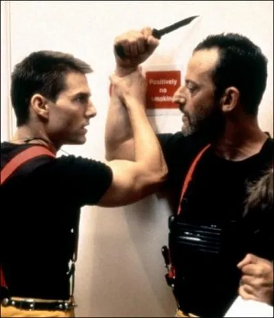 Comment s'appelle Tom Cruise dans  Mission : Impossible  ?