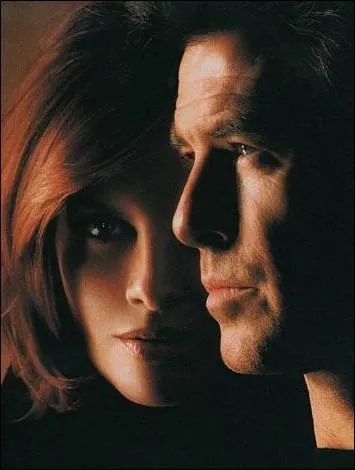 Ce sont Pierce Brosnan et Rene Russo qui tiennent les rles principaux du remake Thomas Crown. Qui taient les hros du film original ?