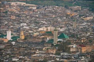 Quelle affirmation � propos de F�s est erron�e ?