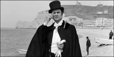 Qui interprète le rôle de Arsène Lupin dans la série du même nom ?