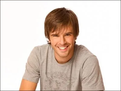 Qui joue le rle de Ty ?