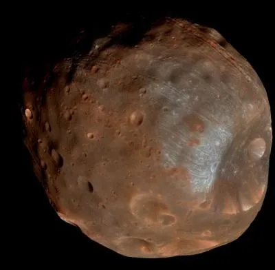 De quelle plante Phobos et Deimos sont-elles les lunes ?