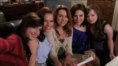 Comment s'appelle ces filles (ordre) ?